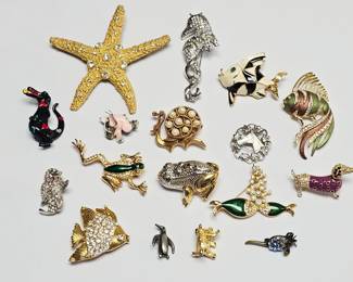 ANIMAL BROOCHES