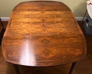 Mid-Century Extendable Dining Table