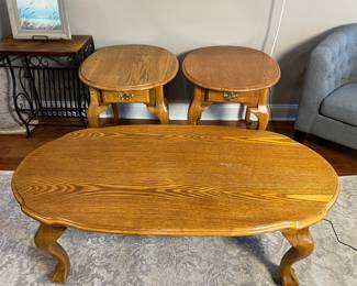 Coffee table/ end tables
