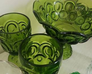 L.E. Smith Green Moon and Stars Glassware Set