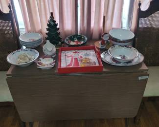 Vintage Drop Leaf Table