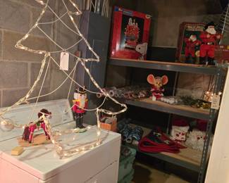 This dryer does not have a cord and also has rust in the drum.  It is a project.