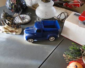 Ford truck planter