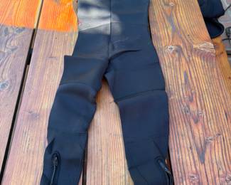 Wetsuit
