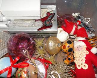 More fun Christmas items