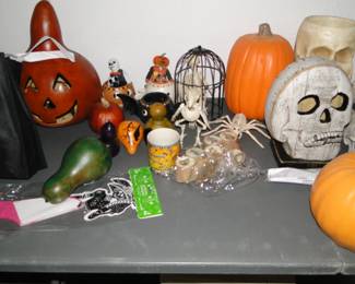 Halloween items for decorating