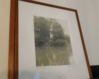 Simple elegance, in a simple frame