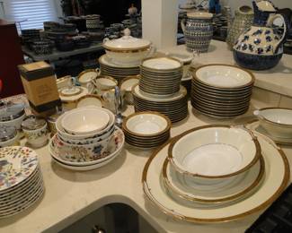 Elegant place settings