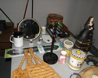 Random pieces of very nice decorative items