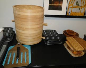 Large bamboo steamer