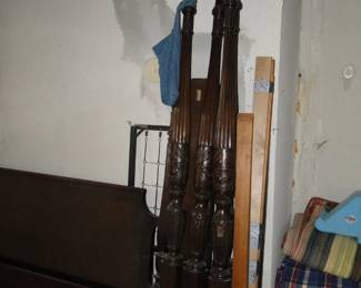A very nice vintage four poster bed