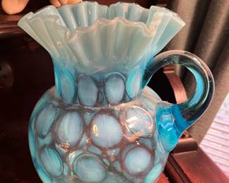 Fenton coin dot pitcher