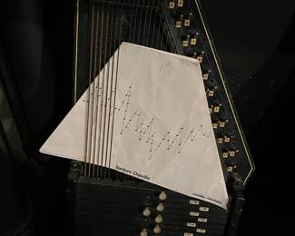 Oscar Schmidt autoharp