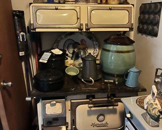 Monarch wood cook stove - great condition