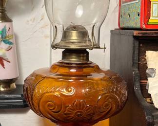 Antique amber Sandwich glass oil lamp