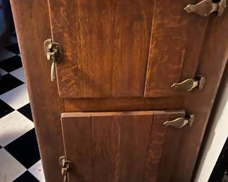 Antique Banta oak ice box c1900