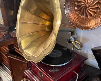 His Master's Voice gramophone - works great - all original