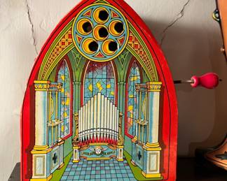 Chein church organ - works