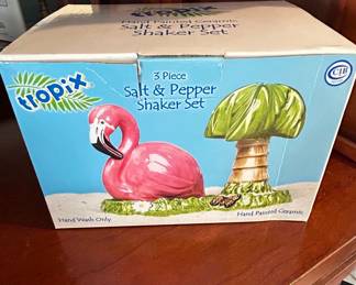 Tropix HandPainted Ceramic Flamingo and Palm Tree Salt and Pepper Shaker Set