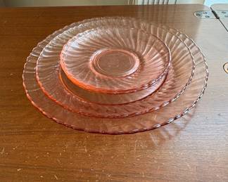 Arcoroc France Rosaline Pink Swirl Depression Glass Plates