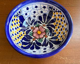 HandPainted Amora Hecho en Mexico Ceramic Bowl second image