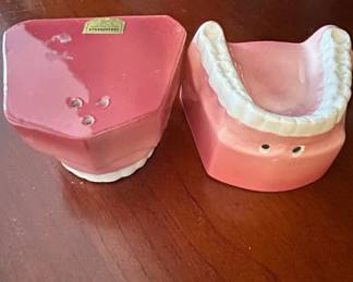 Sarsaparilla Deco Designs Dentures Salt and Pepper Shakers