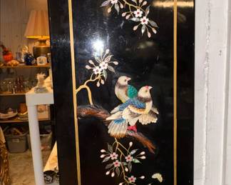 Lacquered and mother of pearl plaque 
