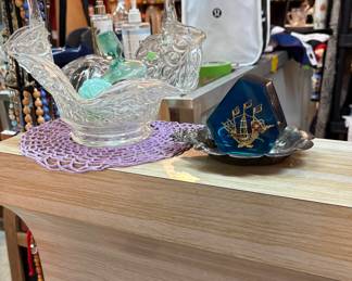 Glass basket, glass stoppers