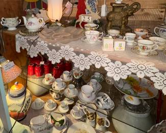 Tea set, Vintage cups and Saucers 