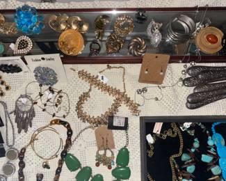 Vintage jewelry, necklaces, pins, earrings 