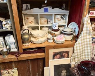 Bittersweet universal pottery,  Pinecone Dishes