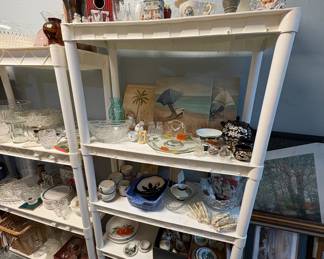 Paintings, sea shell figures, 