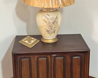 MCM Broyhill Night Stand Excellent Condition 