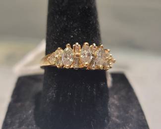 14k Gold Diamond Ring Size 7 1/2