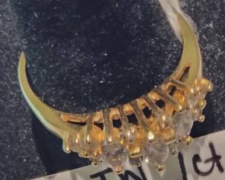 14k Gold Diamond Ring Size 7 1/4