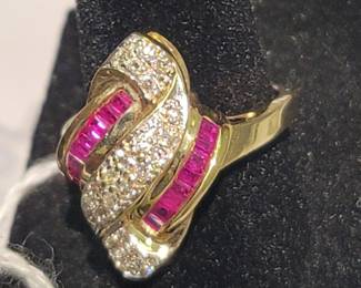 14k Gold Ruby and Diamond Ring 