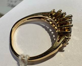 14k Gold Diamond Ring Size 7 1/4