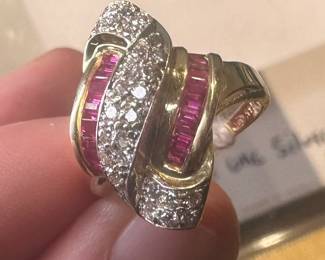 14k Gold Ruby and Diamond Ring 