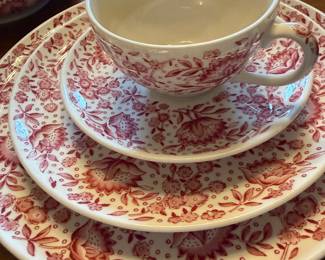 Vintage Carefree "Mayflower" Syracuse China, 5 Piece Place Set, 7 Sets.