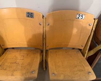 THE ULTIMATE CHICAGO BEARS FAN. Original Solider Stadium Seats 1924-2001. With COA.