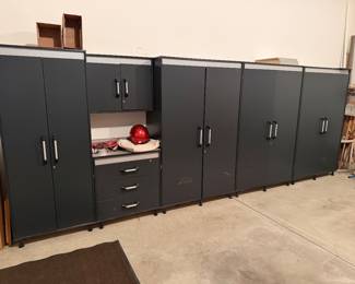 Black Decker Wood Composite Garage Cabinets