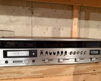 Vintage Sound Design 8 Track, AM.FM Receiver