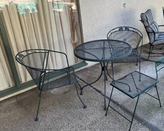 Russell Woodard vintage! Briarwood design