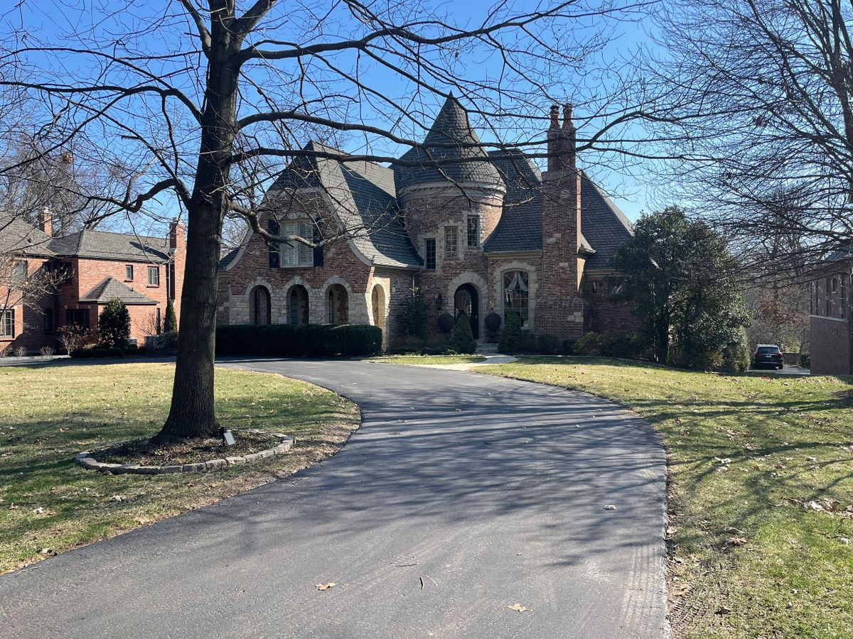 Beautiful Ladue Estate