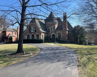 Beautiful Ladue Estate