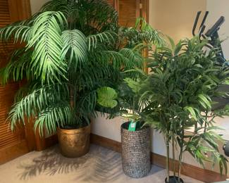Decorative Artificial Trees/Plants