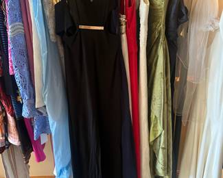 BCBGMAXAZRIA Valentina V-Neck Cutout-Waist Long Gown- Size 2 - $85