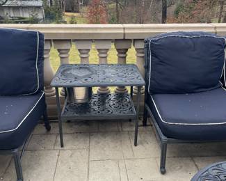 Forshaw Furniture Chateau Rectangular Ice Bucket Outdoor Cast Aluminum Table - $350.00