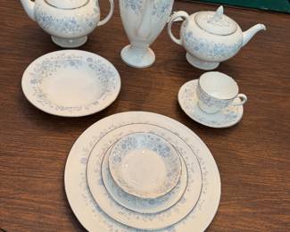 Edgewood “Belle Fleur” service for 12 as shown