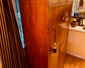 side view, marble top